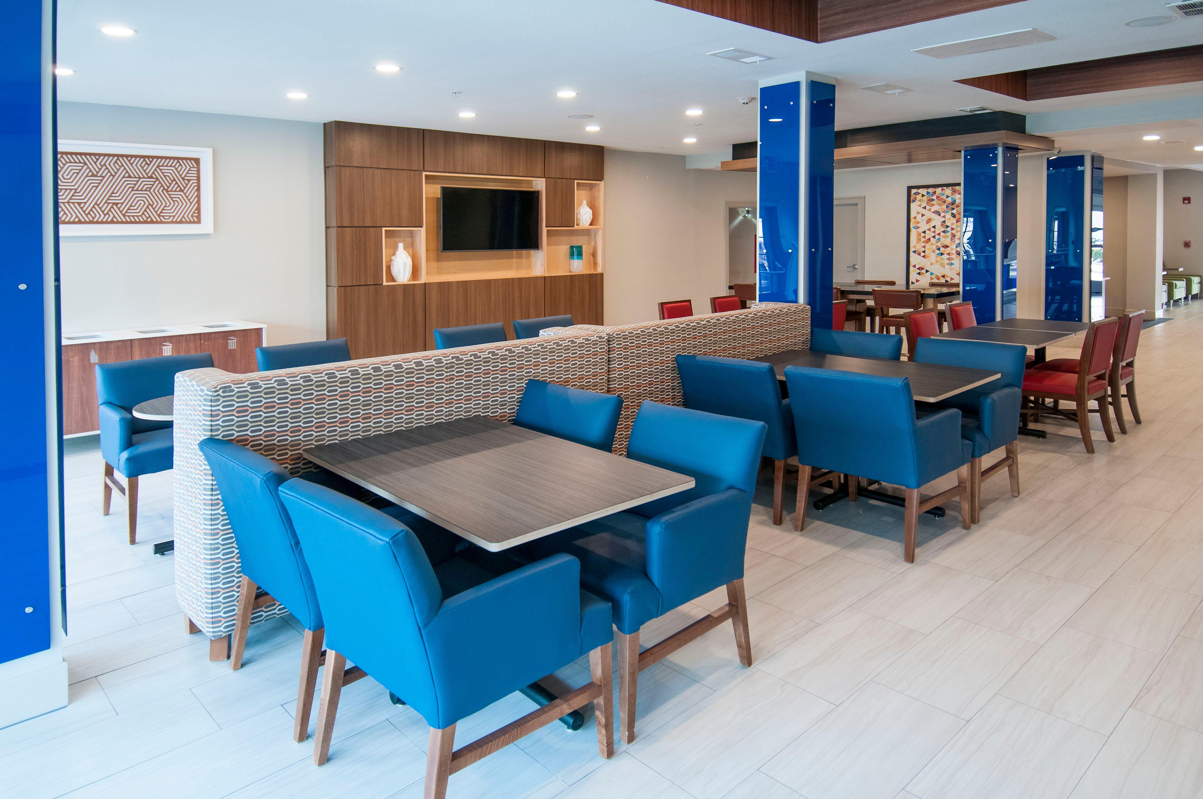 Holiday Inn Express Hotel & Suites Plano West - Frisco By Ihg Eksteriør billede