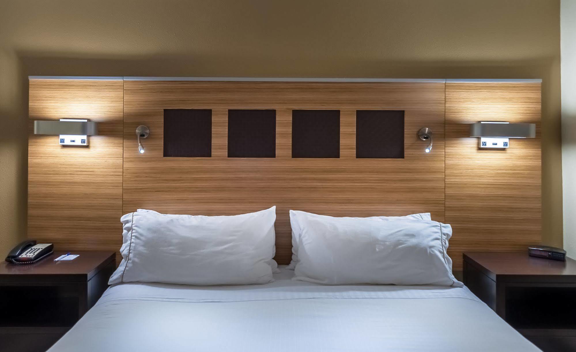 Holiday Inn Express Hotel & Suites Plano West - Frisco By Ihg Eksteriør billede