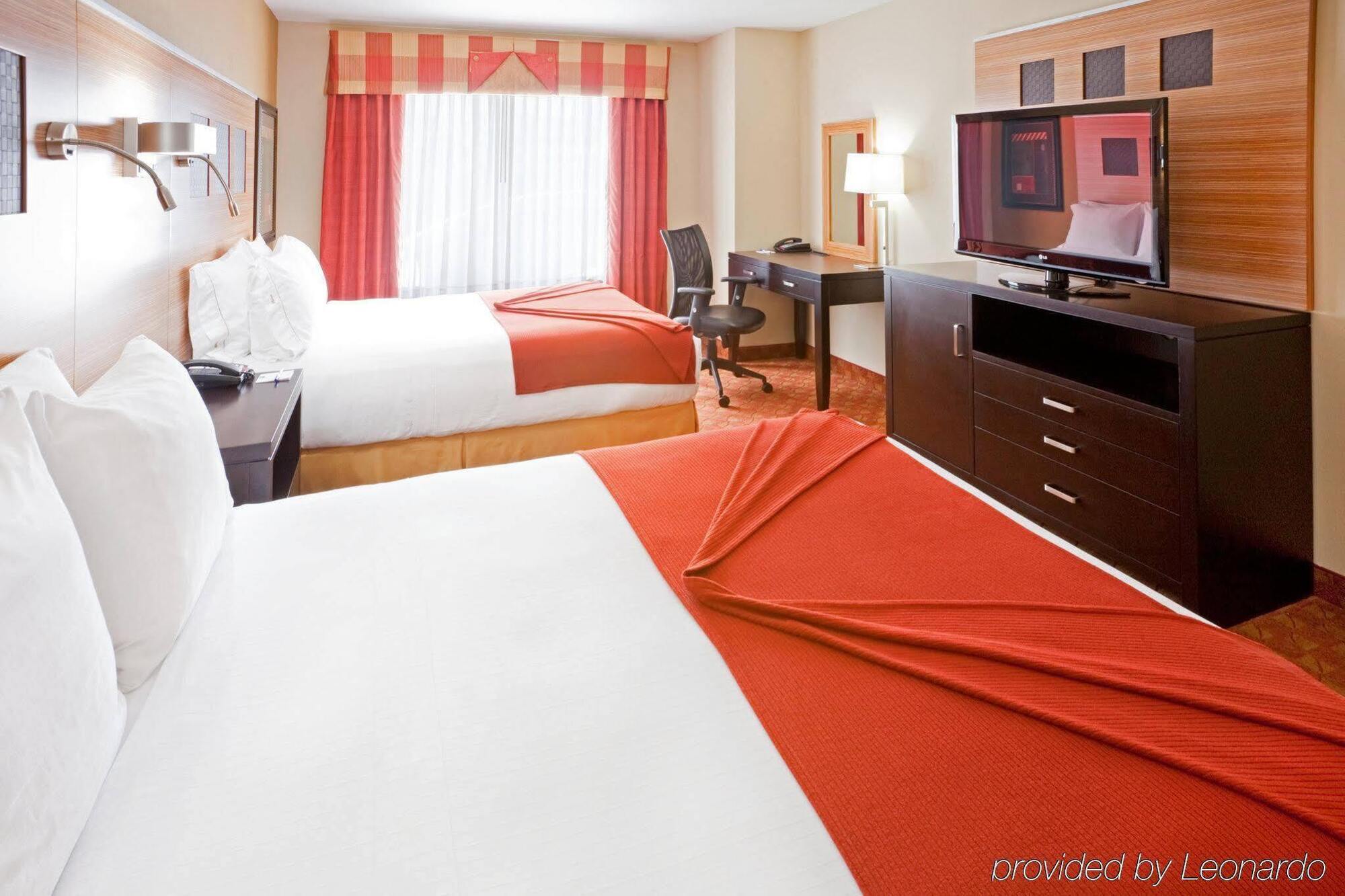 Holiday Inn Express Hotel & Suites Plano West - Frisco By Ihg Eksteriør billede
